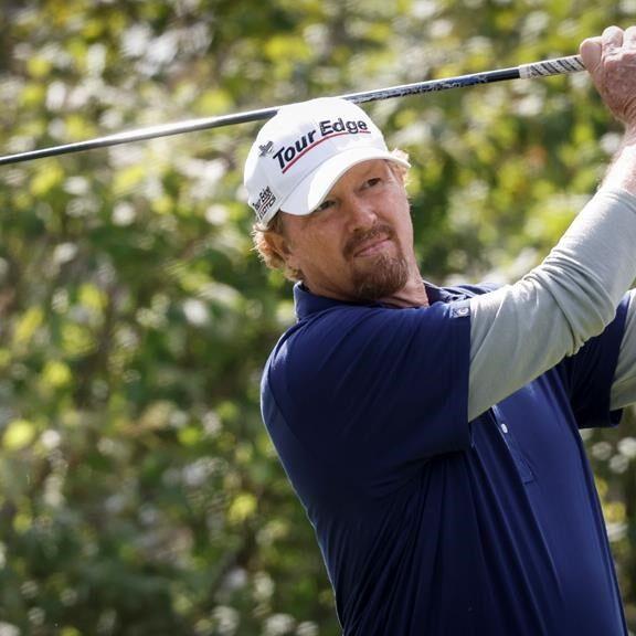 Texan Petrovic leads Shaw Charity Classic by two strokes